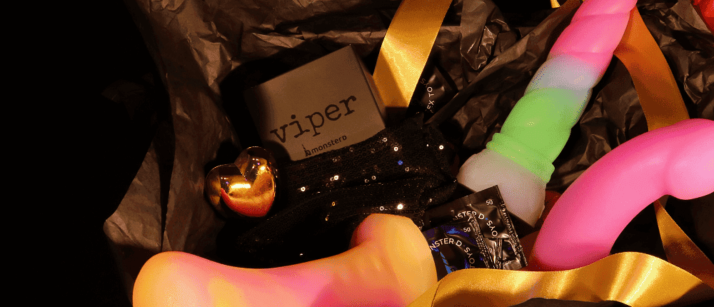 vibradores em uma caixa para instruções de como gozar com vibrador