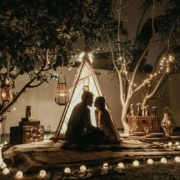 Casal Juntos no começo de um papai e mamãe