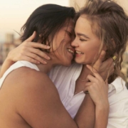 Duas mulheres no começo de um Gouinage